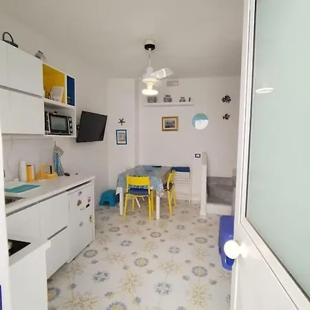 Bruder Hous * Ischia